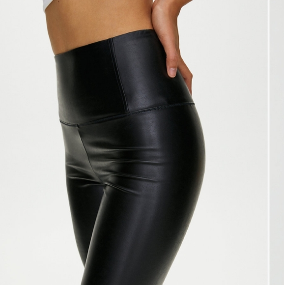 🔥Aritzia 'Daria' Vegan Leather Leggings - Picture 2 of 5